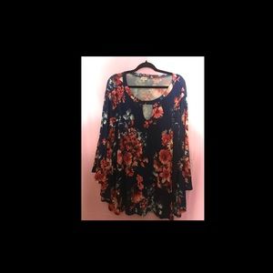 Avenue Floral Long Sleeve Shirt Size 26/28